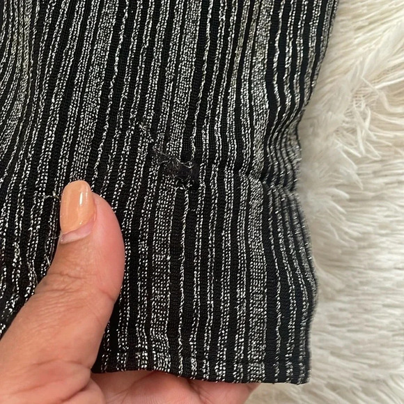 Reformation Largo side slit high Rise metallic pants in gray and black - Picture 4 of 12